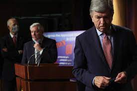 Senate in 2010 and blunt's father was a dairy farmer and a missouri state representative. Kkabe H8vav14m