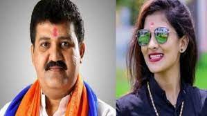Sanjay raut, also the executive editor of shiv sena mouthpiece ''saamana'', will lead a team of spokespersons that includes lok sabha mps arvind sawant and dhairyasheel mane and rajya sabha member priyanka. Iylzrli2u03qtm