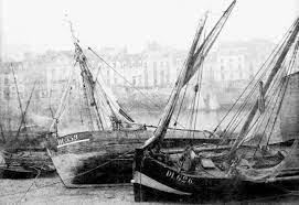 Henri Le Secq Bateaux De Peche Dans Le Port De Dieppe 1851 Dieppe Vieux Greement Bateaux De Peche