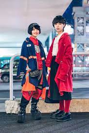 The Best Street Style From Tokyo Fashion Week Spring 2020 Vogue Japan Fashion Street Cool Street Fashion Japanese Fashion Trends