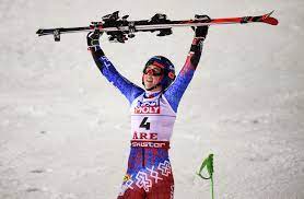 La slovaque a signé le meilleur temps de la première manche. Vlhova Wins World Giant Slalom Title In Are As Shiffrin Settles For Bronze