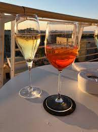 I know drinks after dinner.but i've never heard of premeal intoxication. Before Dinner Drinks In The Club Lounge Picture Of Intercontinental Malta Island Of Malta Tripadvisor