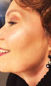 My 70 Year Old Mom Has Ridiculously Glowing Skin Here S The 4 Culprit Best Drug Store Highlighter Drugstore Highlighter Skin Care