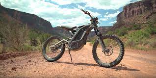 Sur Ron Electric Motorcycle Beats Gas Motorcycles To Win 1st Place In Race