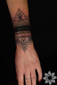 Hintli Dovmeler Kol Dovmeleri Grup Dovme Kol Bandi Dovmesi