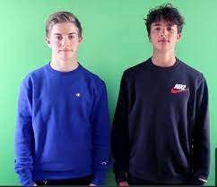 Inoxtag Et Michou Photo Mec Youtubeur Francais Meuf Je suis la seule qui a remarquer que inox dans n'importe quel live il bois tout le temps. inoxtag et michou photo mec