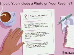 Should You Include A Photo On Your Resume