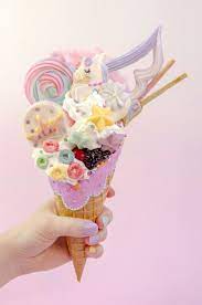 Goth Food Wo Man Schwarze Lebensmittel Findet Und Zubereitet Essen Finden Essen Buntes Essen Buntes Kreative Desserts Susses Buffet Milchshake
