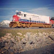 Athearn Model Trains On Instagram One Of The Most Eye Catching Schemes On The Sp Ssw Roster For The Time Were The Bicentennials Model Trains Train Blue Train