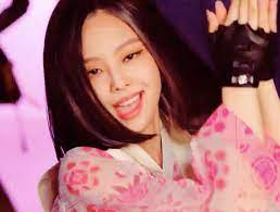 Blackpink jennie new hair trend at how you like that mv celebrities with hair inspired by jennie blackpink jennie's hair trending worldwide #howyoulikethat. Best Beauty Moments From Blackpink S How You Like That Music Video Buro 24 7 Malaysia