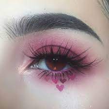 Pin By Ata Deniz On Eye Lips Make Up Lipstick Eye Makeup Art Eye Makeup Creative Eye Makeup