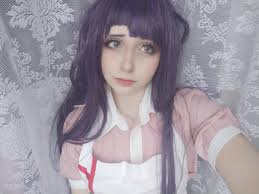 hii!! i just wanted to share my mikan tsumiki cosplay here byee!! ig:  @w.afflee : r/danganronpa
