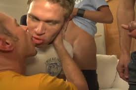 Cum Kissing (Gay Kissing) - ThisVid.com