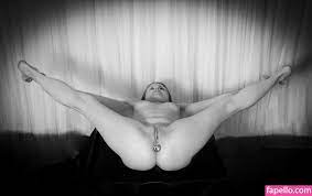 Elke Lechner / NacktYoga.net Nude Leaked Photo #2 - Fapello