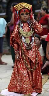 尼泊尔的活女神…虽享受无上尊崇，却被禁锢在神庙，没有喜怒哀乐的岁月– 英国那些事儿