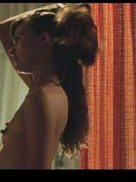 Milla Jovovich nackt szene Photos | SexCelebrity