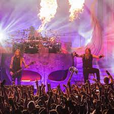 Amon Amarth begeistern 3800 Zuschauer auf dem Schiffenberg