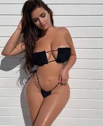 🍬 PLUSHCAM.com !> Play Lush Toys - Anastasiya Kvitko (@anastasiya_kvitko)
