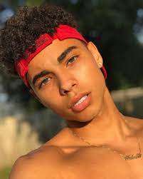 Cute Light Skin Boys Wallpapers - Wallpaper Cave