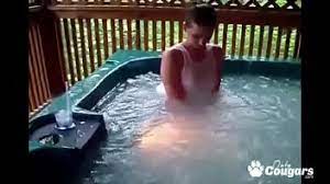 Orgasm in the Jacuzzi! - XVIDEOS.COM