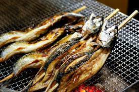 Maruyaki Mackerel｜Fukui|Fukui's soul food made with freshly caught mackerel  baked in full｜eats.jp