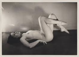 1940 ORIGINAL FEMALE B&W FULL NUDE Woman Body HANDS UP BEAUTY JOHN EVERARD  PHOTO £103.03 - PicClick UK