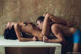 Richtig Vagina lecken: 10 Tipps um eine Frau oral zu befriedigen -  ErotikGeek