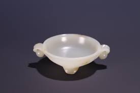 Sold Price: OLD HETIAN JADE DOUBLE-EAR BRUSH LICKER - April 3, 0121 10:00  AM EDT