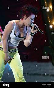 Crotch grabbing hi-res stock photography and images - Alamy