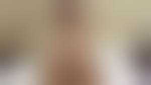 Emo Goth Teen Mia's Orgasmic Porn Debut - XVIDEOS.COM