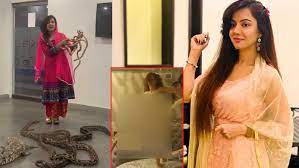 Pakistani singer Rabi Pirzada's private videos and intimate pictures get  leaked | Hindi Movie News - Bollywood - Times of India