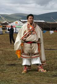 Khampa Man wears his Ceremonial Outfit | BetterWorld2010 | Flickr
