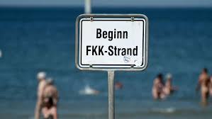 Prüdes Deutschland? Experte sieht Veränderung durch Körperkult bei Instagram