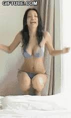 some of mine/yours facebook pictures - straight or lesbian? | Page 2 |  TalkBass.com