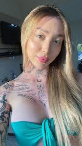 Alguien sabe quién es ella - Emanuela Moscardini - Moscardiniema - Shemale  Porn #1351731 › NameThatPorn.com