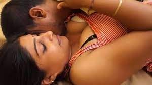 Makan me ayi nayi kuwari chut| Desi Girl Sex Story