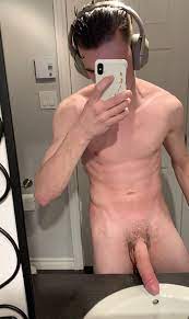Naked boy with a big penis - Penis Pictures