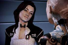 Mass Effect Legendary Edition mod puts butt shots back into the game -  Polygon