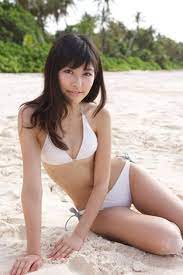 スレンダー 美 少女