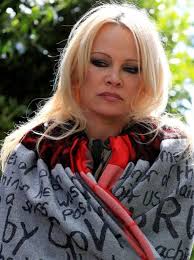 Pamela Anderson'dan ahlaksız teklif iddiası! Sylvester Stallone... -  Magazin haberleri