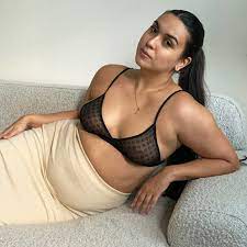 The Best 9 Bras for Big Boobs, According to People With—You Guessed It—Big  Boobs