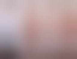 Nackt und Angezogen Bilder und Fotos