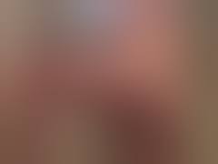 Geile Schnecke macht Nackt Selfies vor dem Spiegel - HDPornos.net