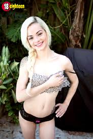 18eighteen Elsa Jean Gif Teen Browseass xxx porn pics