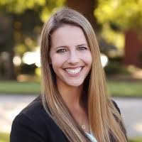 Janet Wylie's Instagram, Twitter & Facebook