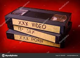 老录像带Vhs 与色情影片。成人Xxx 电影——图库图片© ADragan 190654490