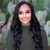 Mariah Barnett's Instagram, Twitter & Facebook