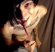 Amateur Emo-boy Rocker | Boy Post - Blog about gay boys and twinks 18+