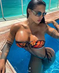 Soni Maria Torres Gil - Free sexy pics, galleries & more at Babepedia