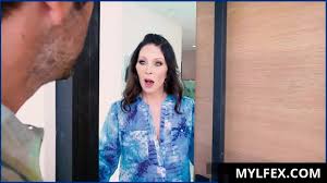 He Knows that Visiting his Sister in Law would lead to Have Sex - XNXX.COM